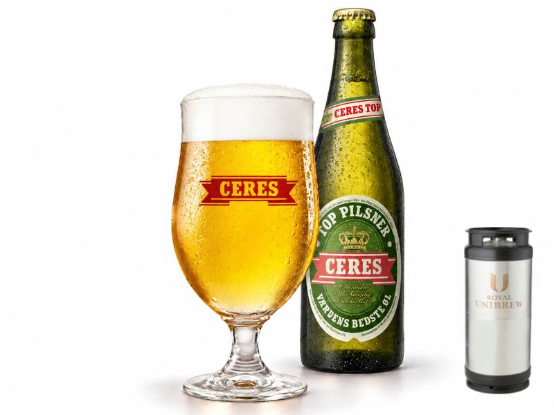 Ceres Top Pilsner i glas med flaske og 20 liters fustage