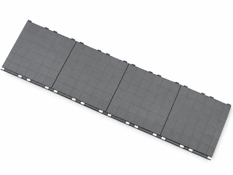 Sort teltgulv i plastmoduler på 500 x 2000 mm – til leje